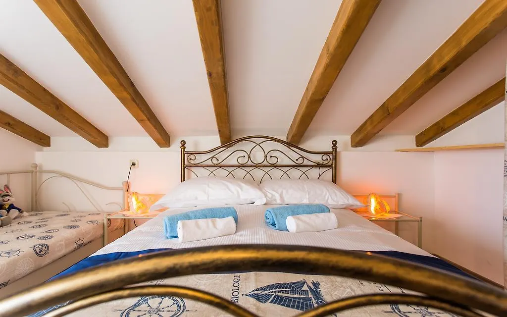 Villa Cima Vrbnik Croatia